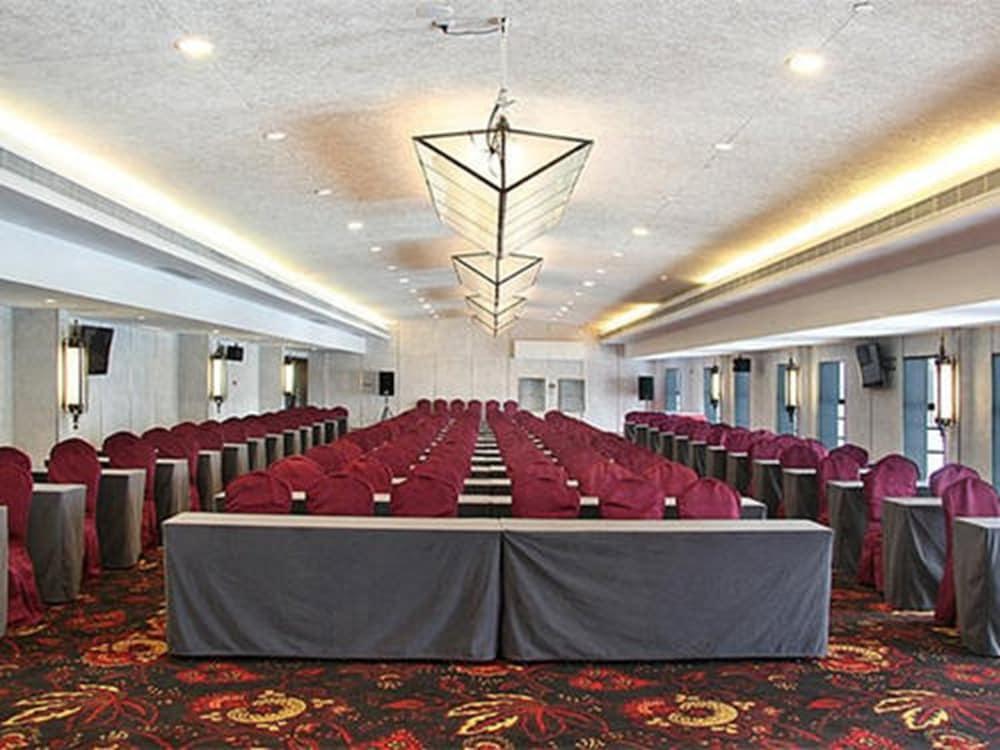 Kingtown Hotel Hongqiao Thượng Hải Ngoại thất bức ảnh